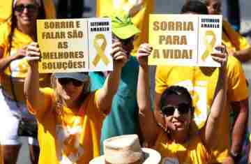  Pediatras alertam para aumento de autoagressão entre adolescentes